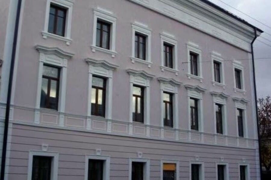Снять помещение 62 кв.м. в бизнес-центре Подсосенский 23